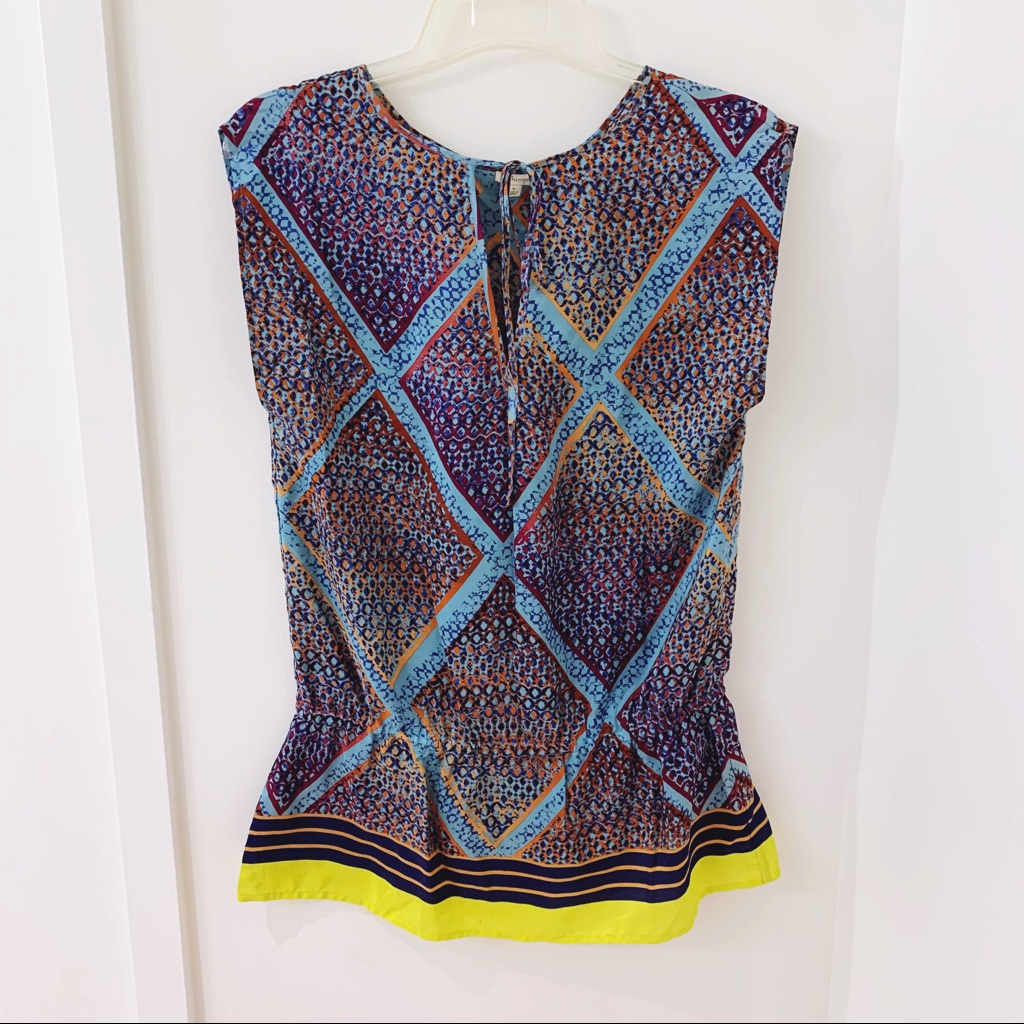 Hinge || Tunic
